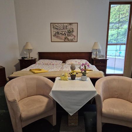 Aparthotel Kristoff Plaza Trencianske Teplice Trenčín Esterno foto
