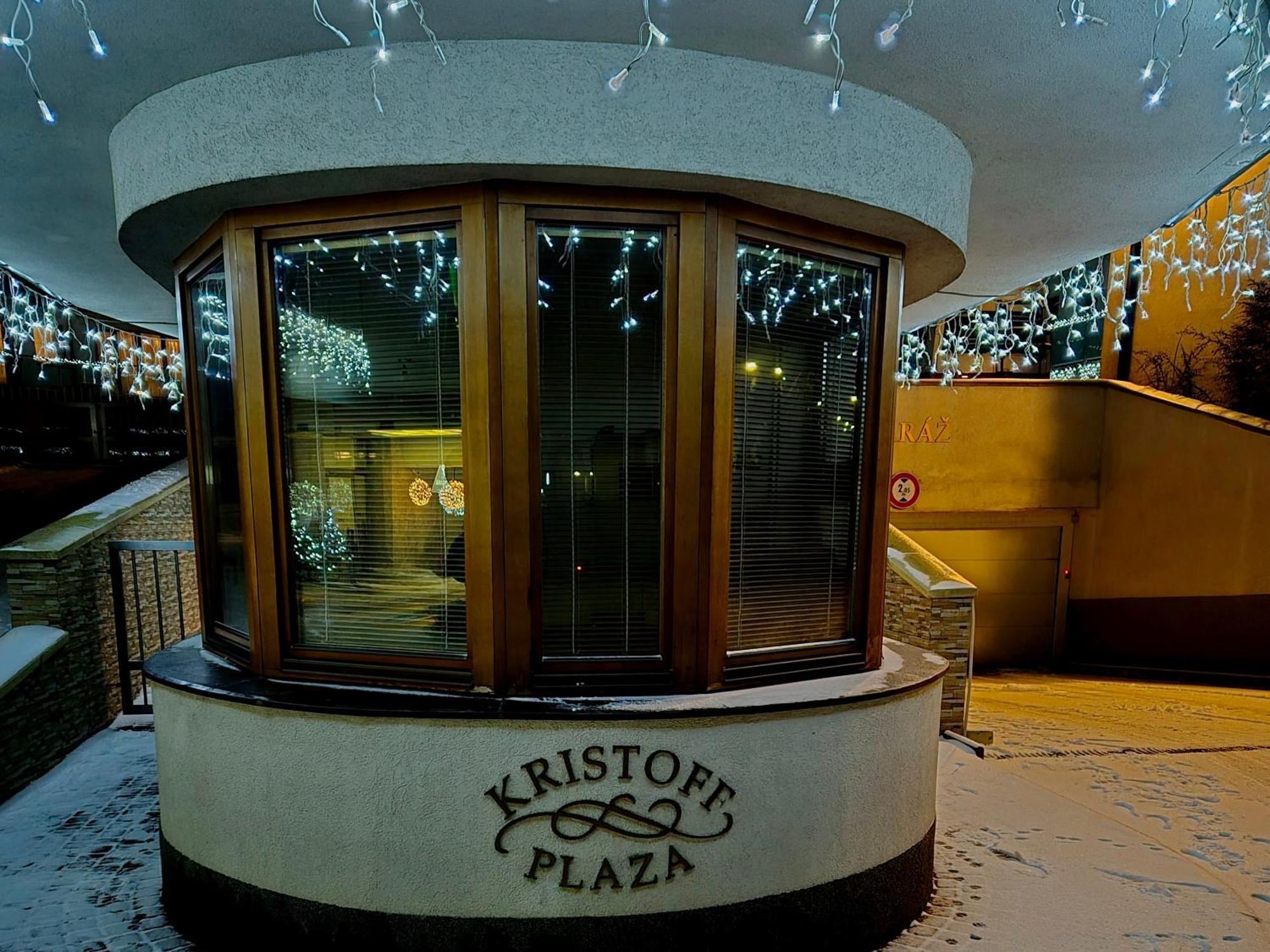 Aparthotel Kristoff Plaza Trencianske Teplice Trenčín Esterno foto